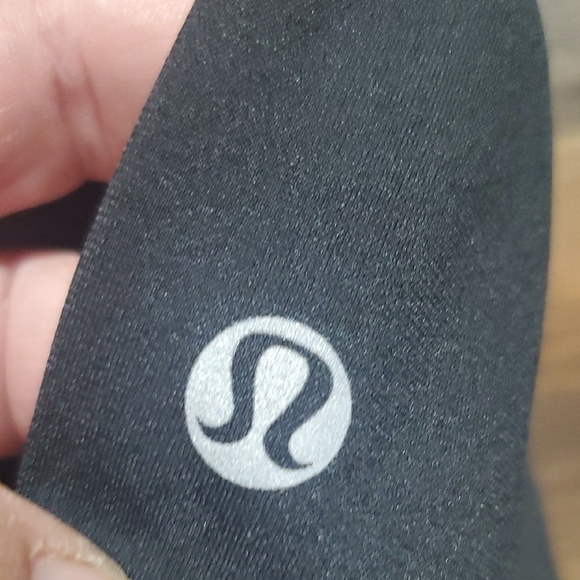 Lululemon Athletica Women's Black Shorts - Picture 5 of 10